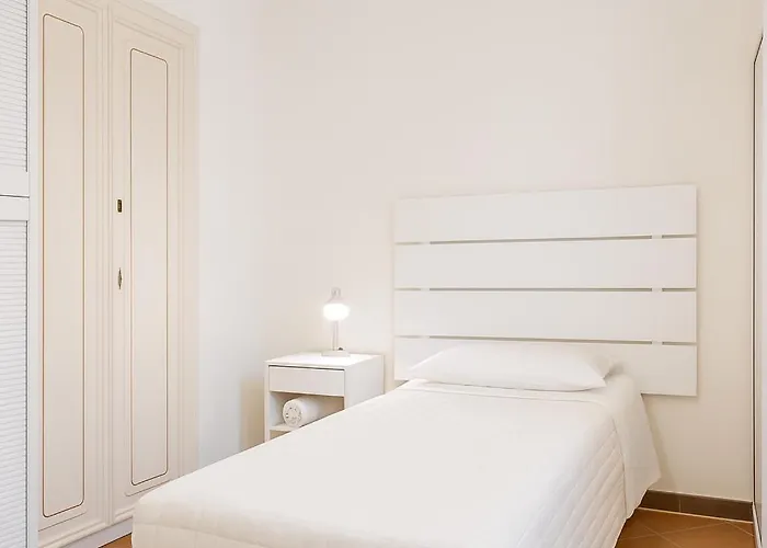 Bargello Apartamento *